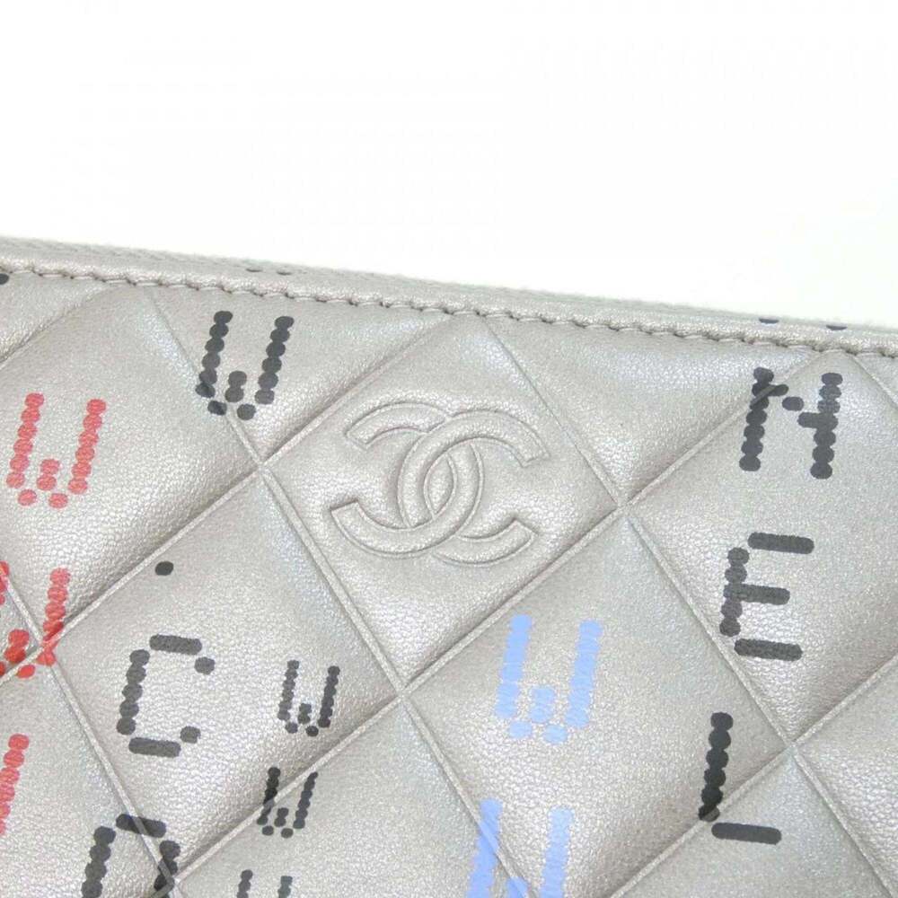 CHANEL Black Pouch - Picture 4 of 7